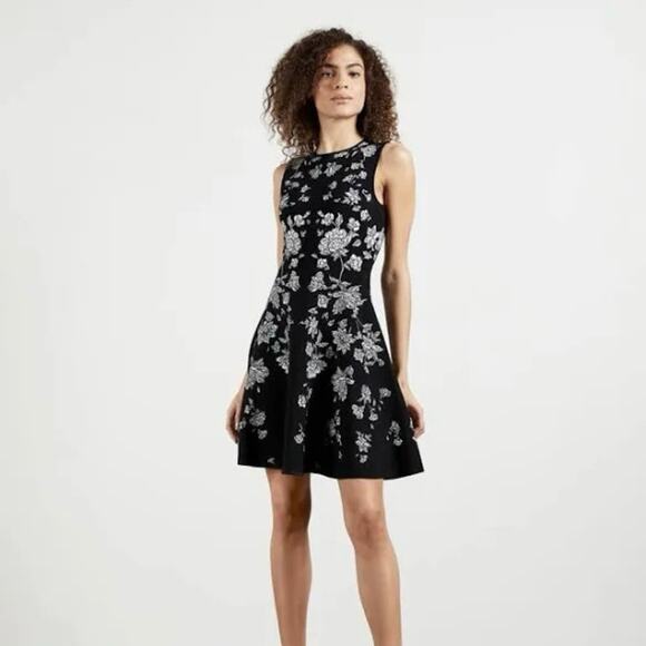 Ted Baker Naomyy Floral Jacquard Dress Mini A-Line Sleeveless round neck zip up - Picture 13 of 13